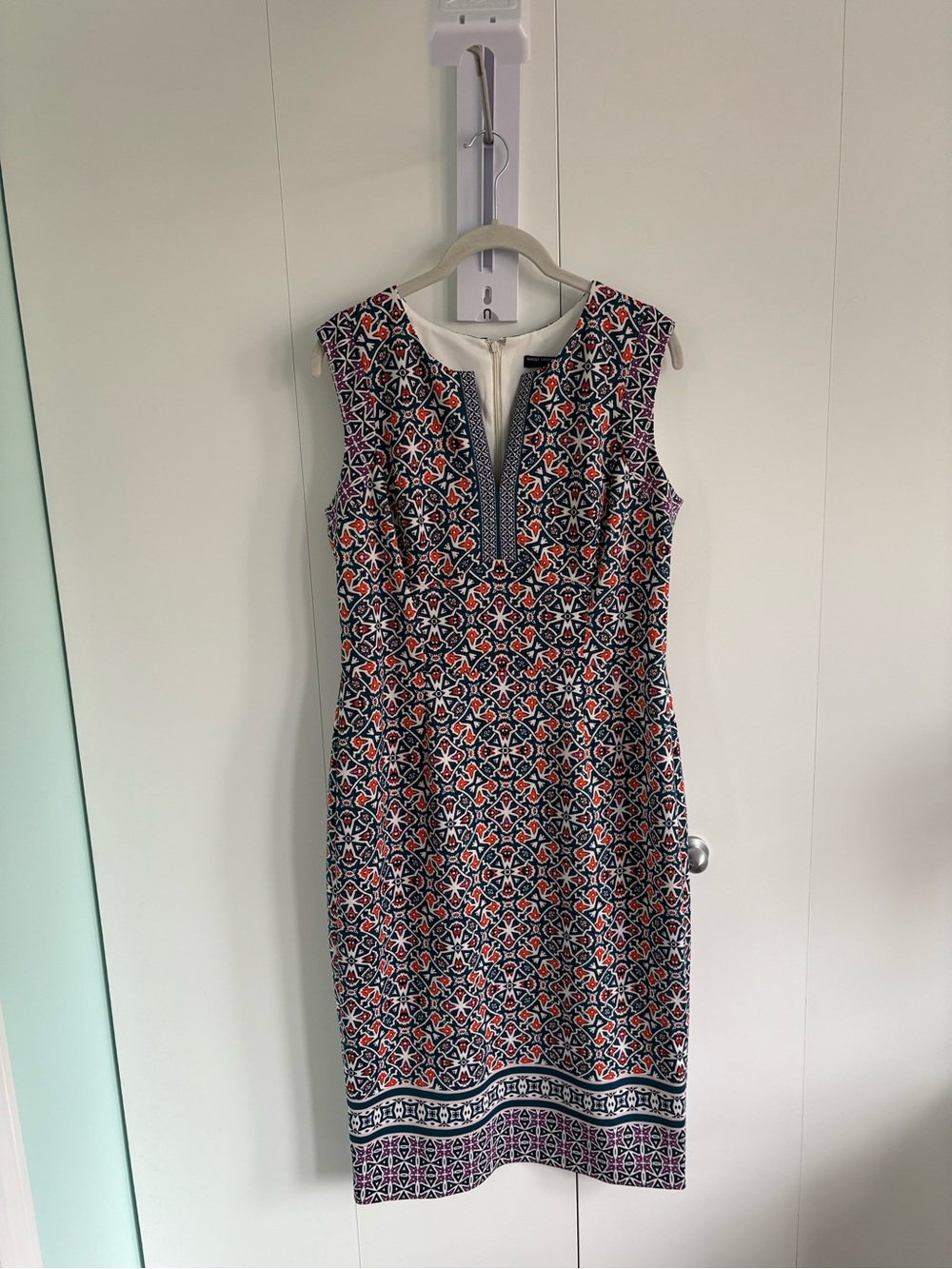 Maggy London Navy, Coral and White Printed Sleeveless Sheath Dress